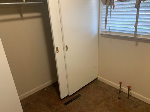 1732 Mcdowell St, Hermitage, PA 16146-3858