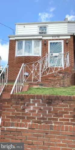 5078 Jay St, Washington, DC 20019-4861