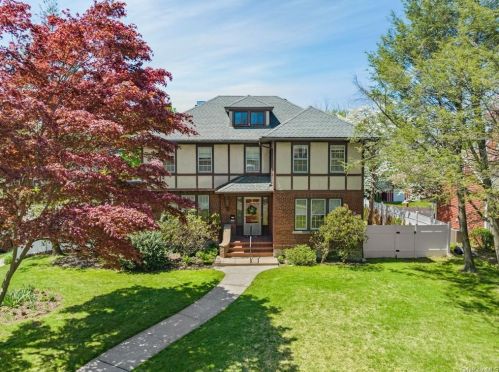 384 King St, Rye Brook, NY 10573-2650