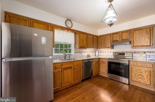 588 Shenwood Ave, Woodstock, VA 22664-1930