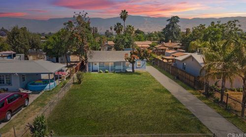 25562 Jane St, San Bernardino, CA 92404-6420