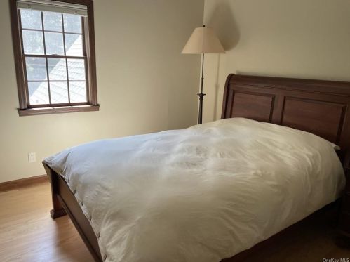 93 Woods Rd, Greenwood Lake NY  10925-4404 exterior