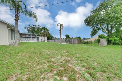 2036 Newmark Dr, Deltona FL  32738-6126 exterior