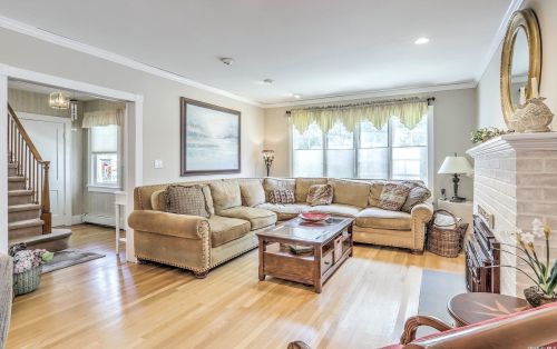 112 Holland Ave, Floral Park NY  11001-1202 exterior