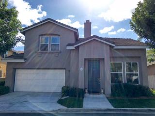 2025 Harmony Way, Vista, CA 92081-7020