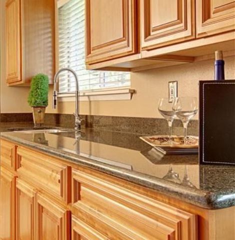 10109 162 Pl, Redmond WA  98052-3005 exterior
