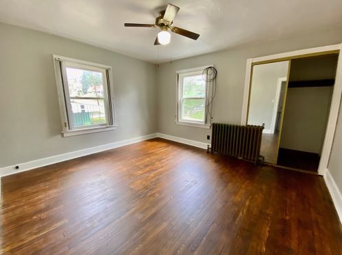 2194 Pauline Ave, Pittsburgh PA  15216-3517 exterior