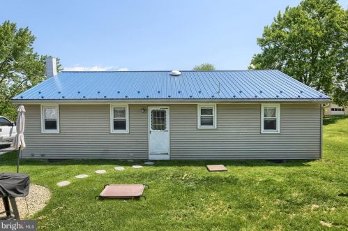 3 Park Cir, North Newton PA  17241-9447 exterior