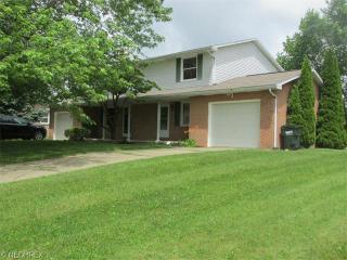 509 Navaho St, Fairhope, OH 44641-8924