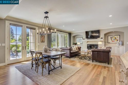 695 Blue Spruce Dr, Danville CA  94506-4525 exterior