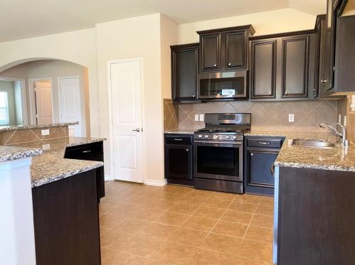 848 Lake Forest Trl, Oak Point TX  75068-8439 exterior