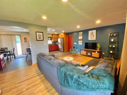 303 Kimberly Dr, Mount Vernon, OH 43050-1007