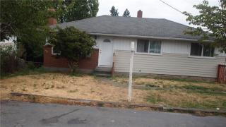 15238 30 Ave, Seattle WA  98188-2013 exterior