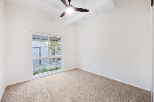 27325 Santa Clarita Rd, Santa Clarita CA  91350-1317 exterior