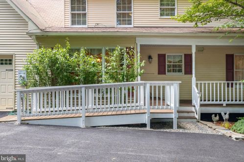 7748 Waterford Dr, Spotsylvania VA  22551-2200 exterior