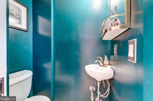 602 14th Pl, Washington DC  20002-5416 exterior