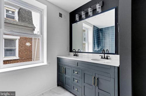 1006 Lombard St, Wilmington DE  19801-4028 exterior