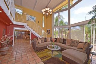 2517 Pruett Dr, Vista, CA 92084-1705