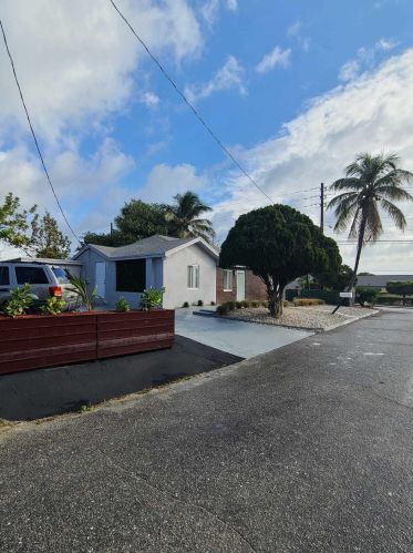 4903 Australian Ave, West Palm Beach FL  33407-2309 exterior