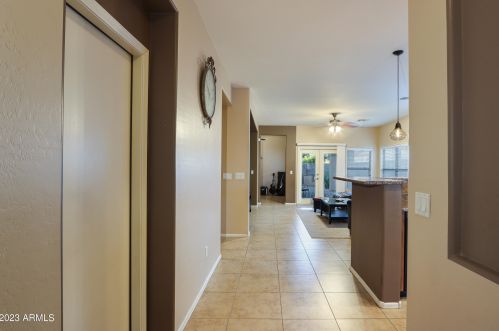 1325 Linda Dr, Casa Grande AZ  85122-3352 exterior