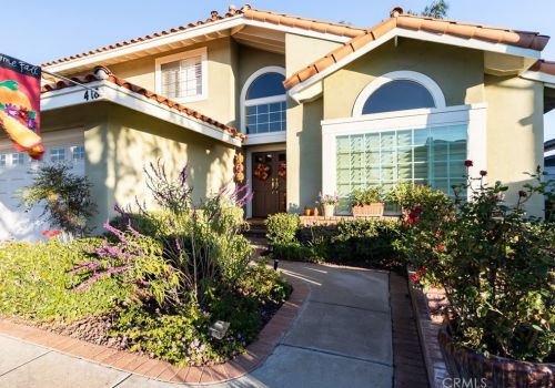 418 Elmhurst Pl, Fullerton, CA 92835-3511