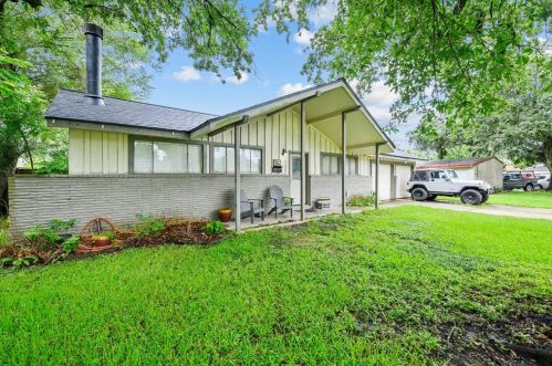 3422 Valley Brook Dr, Morgans Point, TX 77571-4240