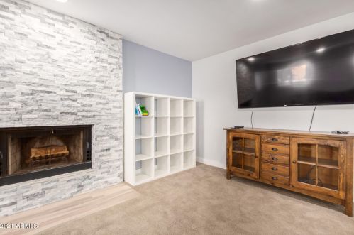 4610 Everett Dr, Phoenix AZ  85032-4893 exterior
