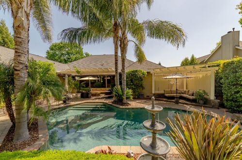 164 Berry Creek Dr, Folsom, CA 95630-1944