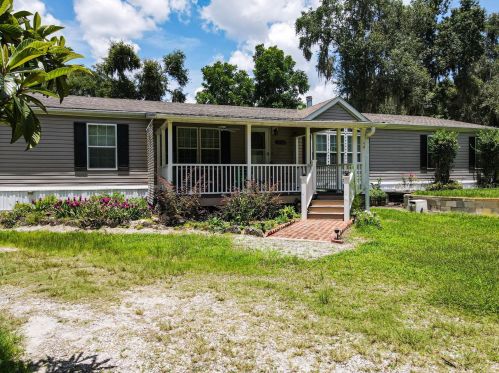 1350 Cr 436, Lake Panasoffkee, FL 33538-5106