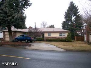 4211 Lincoln Ave, Yakima, WA 98908-2646