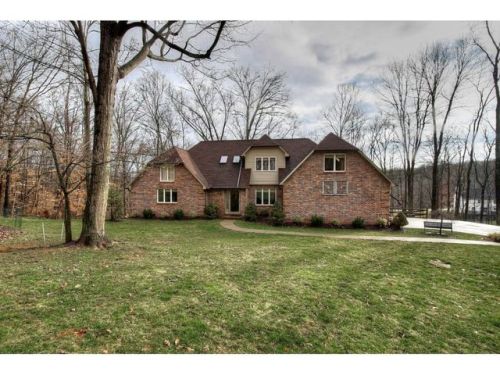216 Timberland Cir, Kingsport, TN 37664-5359