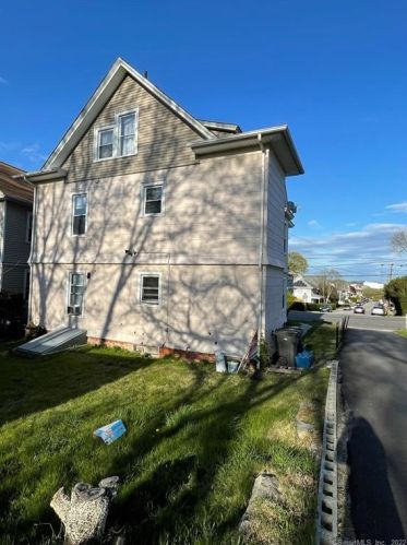161 Ocean Ave, United States Coast Guard Ac, CT 06320-3438