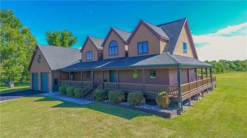 1 Pleasantview Dr, Phila, NY 13673-2209