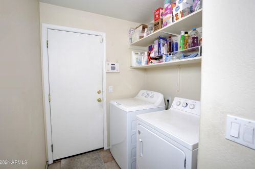 4109 Escuda Dr, Glendale AZ  85308-7410 exterior