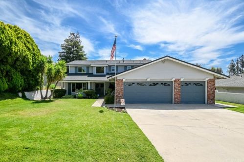 2074 Albright Ave, Upland, CA 91784-1202