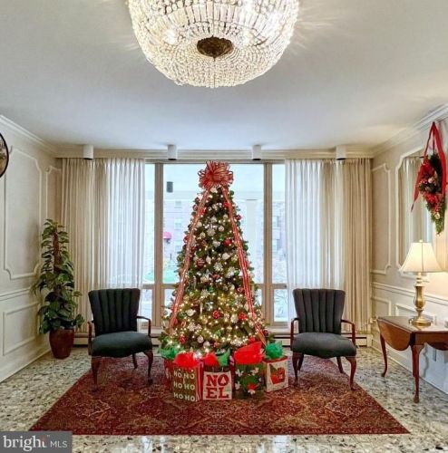 1301 Harrison St, Wilmington DE  19806-3128 exterior