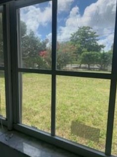 1924 58th Way, Hollywood FL  33021-3837 exterior