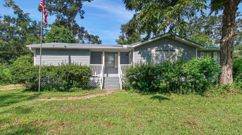 570 7 St, Sunny Hills FL  32428-1204 exterior