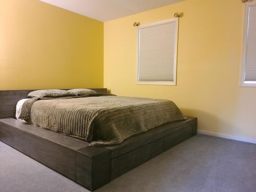 4 Saratoga Ct, Easton PA  18040-1046 exterior