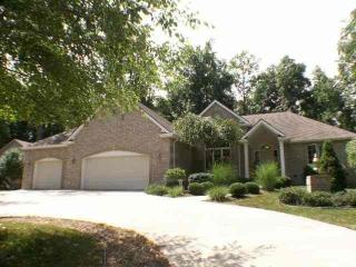 108 Chaudoin Dr, Fox Lake, IN 46703-2166