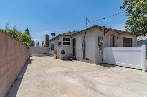 553 Plaza Serena, Ontario CA  91764-2822 exterior