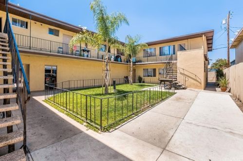 12561 Morningside Ave, Garden Grove, CA 92843-4520