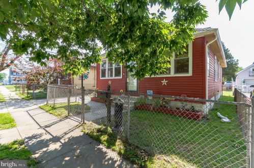 3 Harley Ave, Gloucester NJ  08030-2125 exterior