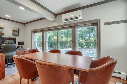 5 Carlson Ter, Fishkill NY  12524-3001 exterior