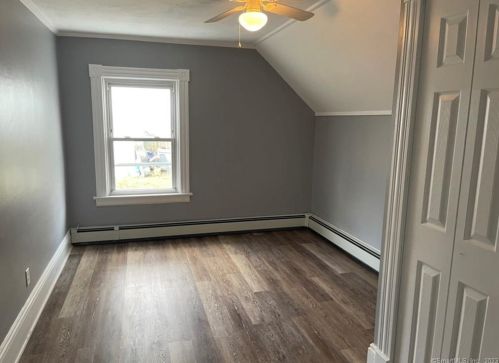 10 Cliff St, United States Coast Guard Ac CT  06320-5402 exterior