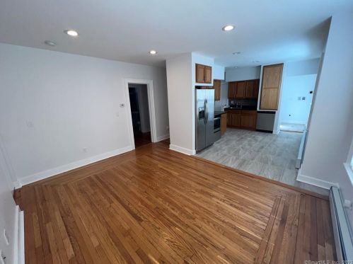 1449 Corbin Ave, New Britain CT  06053-3850 exterior