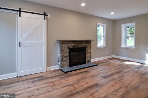 380 Ivy Mills Rd, Glen Mills PA  19342-1424 exterior