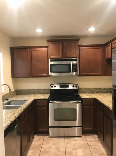 260 Carina Cir, Sanford FL  32773-7366 exterior