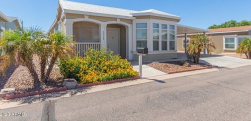 1019 Clubhouse Ln, San Tan Valley, AZ 85140-8565