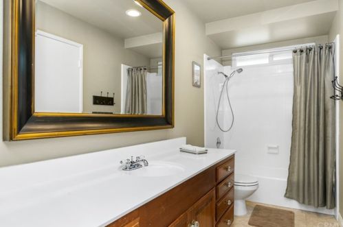 2717 Palmyra Ave, Orange CA 92869-4762 exterior